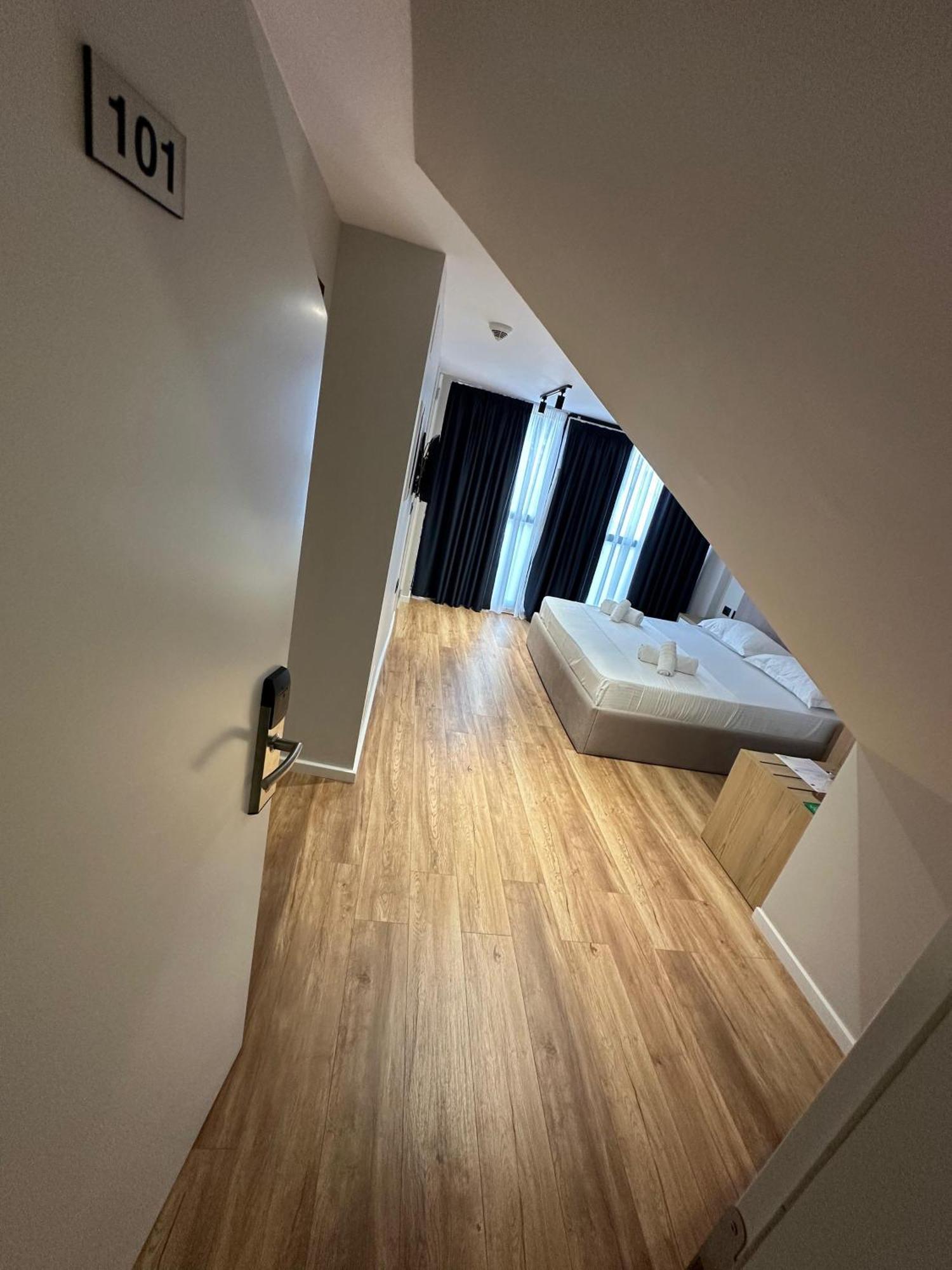 Bel Ami Tirana 2 Hotel Екстериор снимка